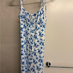 Floral Blue and White Maxi Dress - M